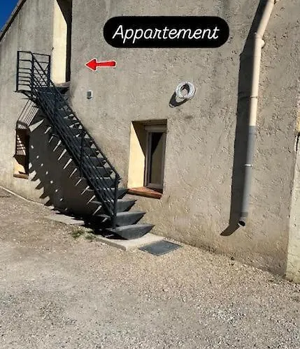 Spacieux Studio 2 A 3 Personnes Avec Parking Au Pied Du Ventoux Km Zero